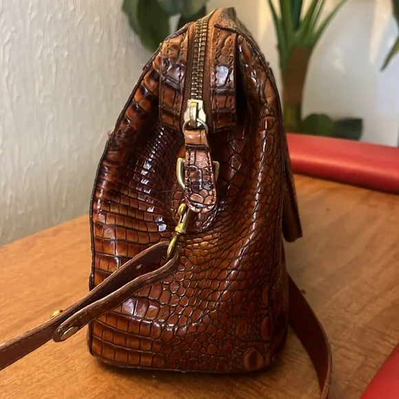 Vintage Brahmin crocodile embossed leather handbag shoulder bag small satchel - Picture 5 of 16